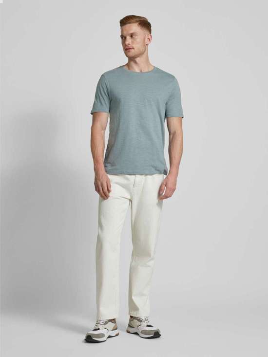 серо-голубой