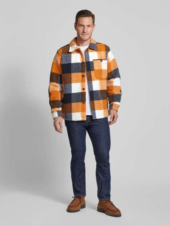 терракотовый