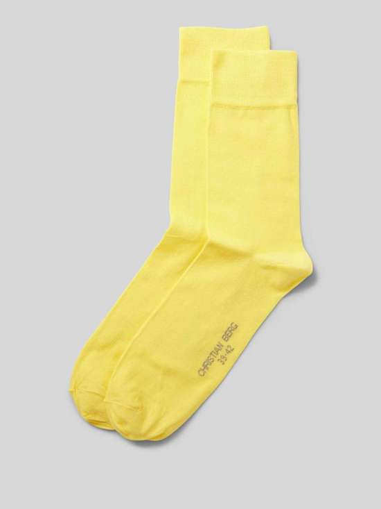 пастельно-желтый