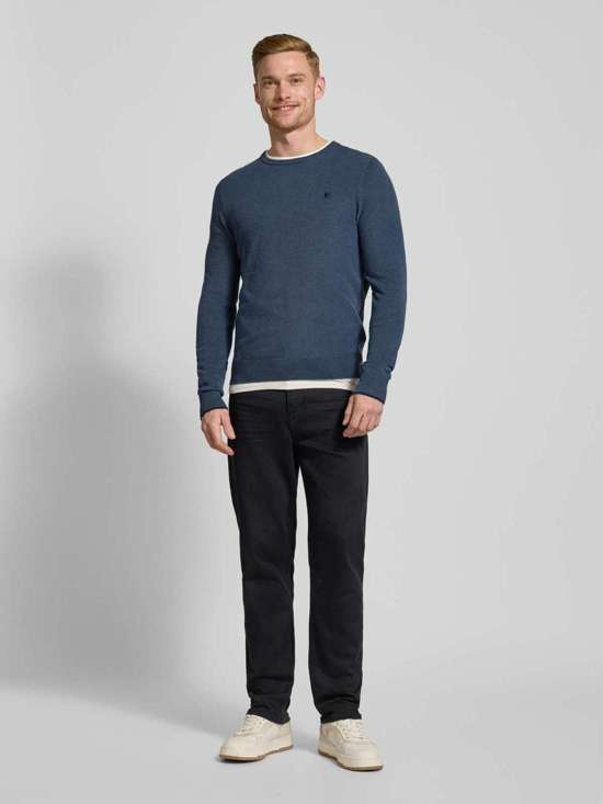 серо-голубой