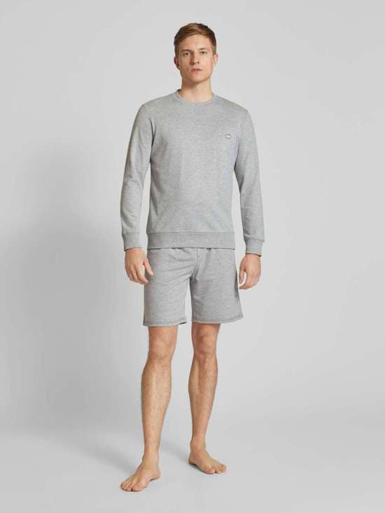 серый меланжевый