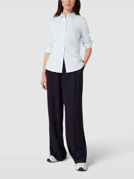 светло-синий