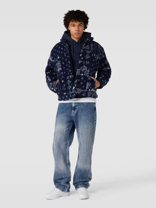 темно-синий