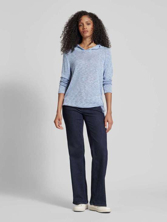 светло-синий