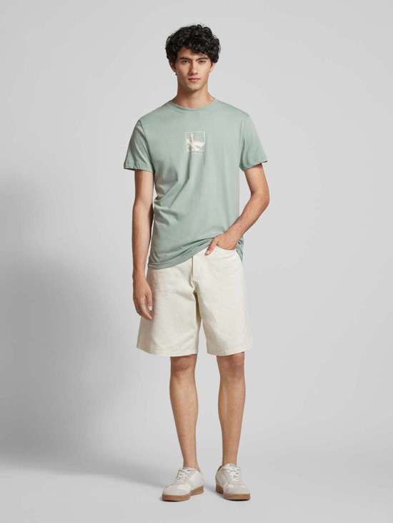 серый стальной