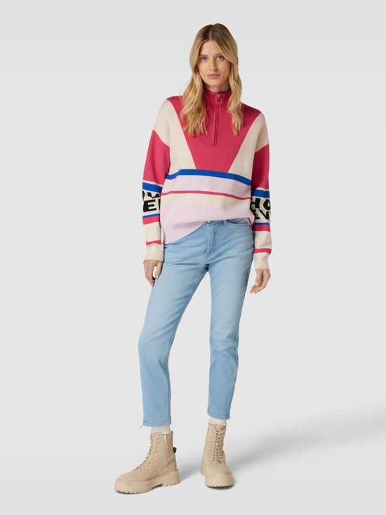 светло-синий