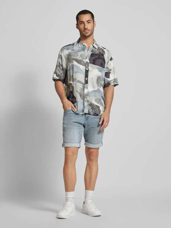 средне-серый