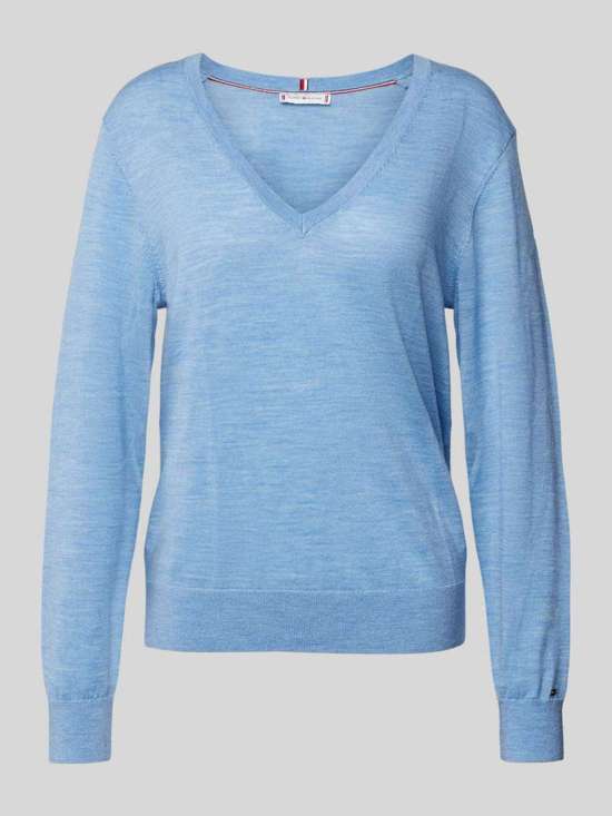 светло-синий