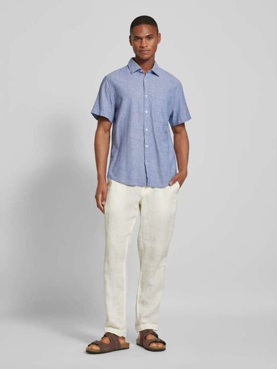 серо-голубой