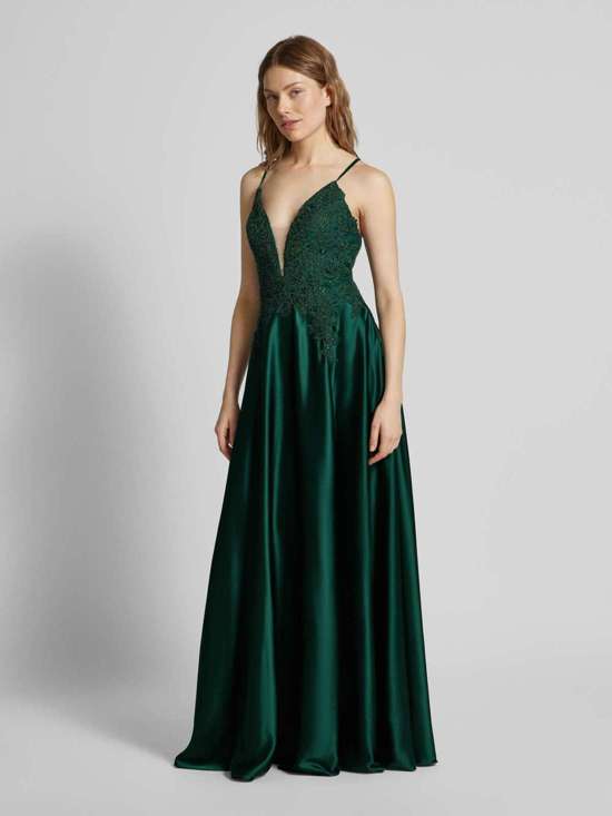 темно-зеленый