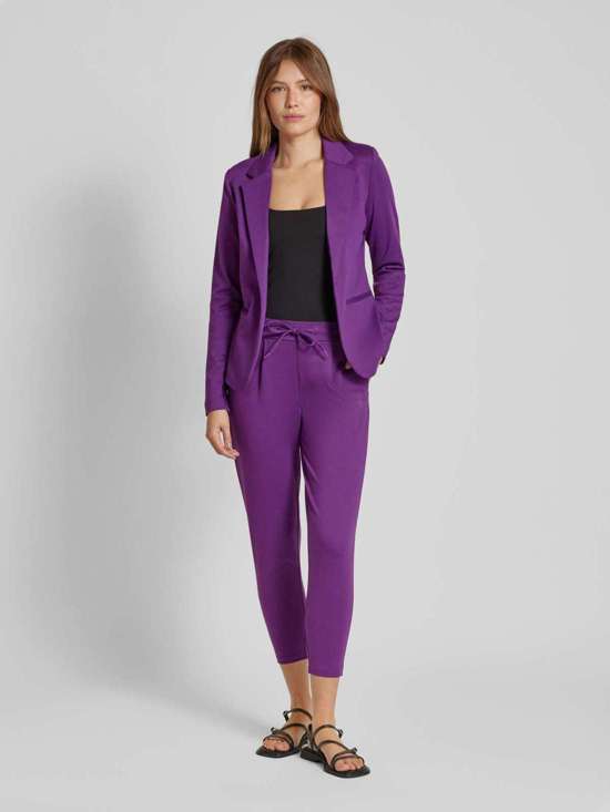 фиолетовый