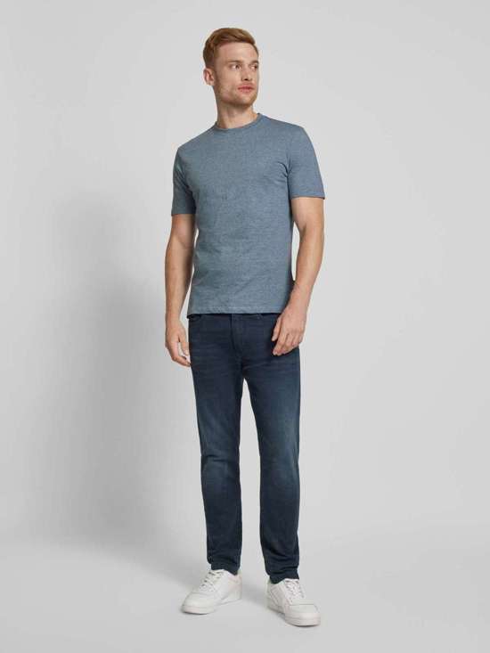 светло-синий