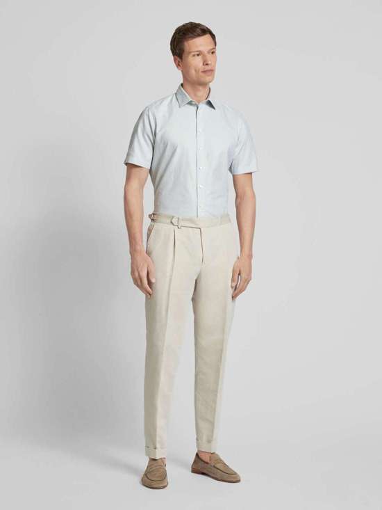 светло-зеленый