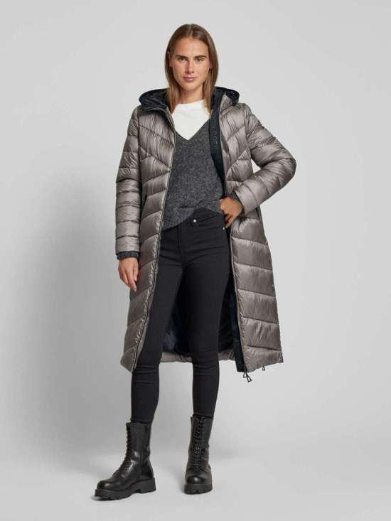 темно-серый