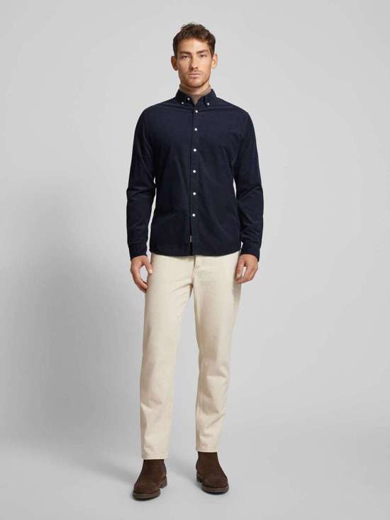 темно-синий