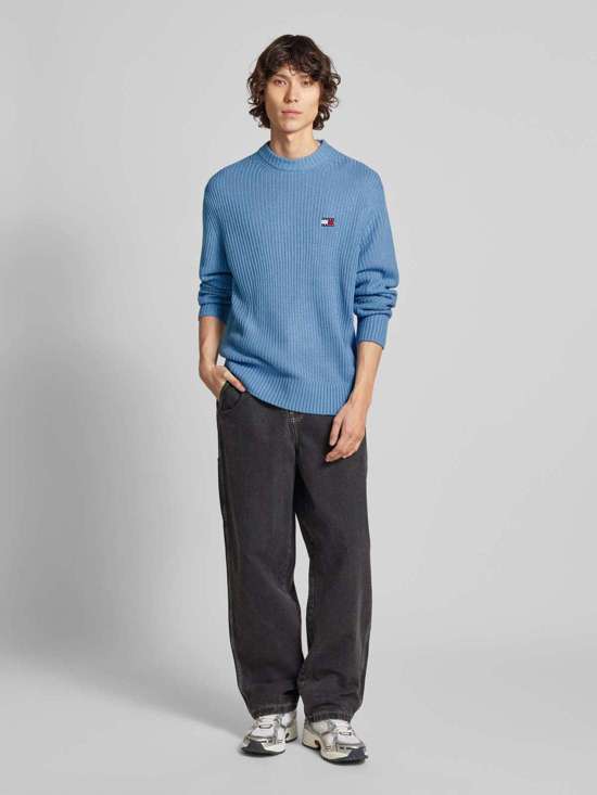 серо-голубой