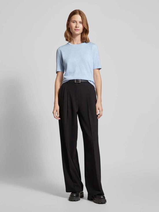 светло-синий