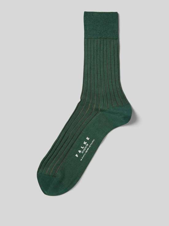 темно-зеленый