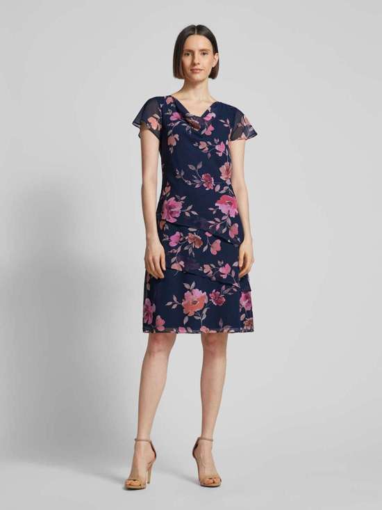 темно-синий