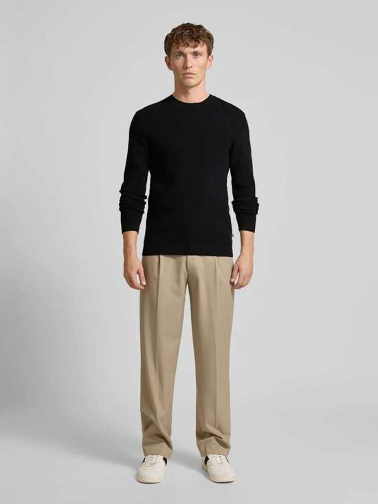 металлик черный