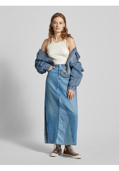 Джинсовая юбка с декоративными швами ICONIC