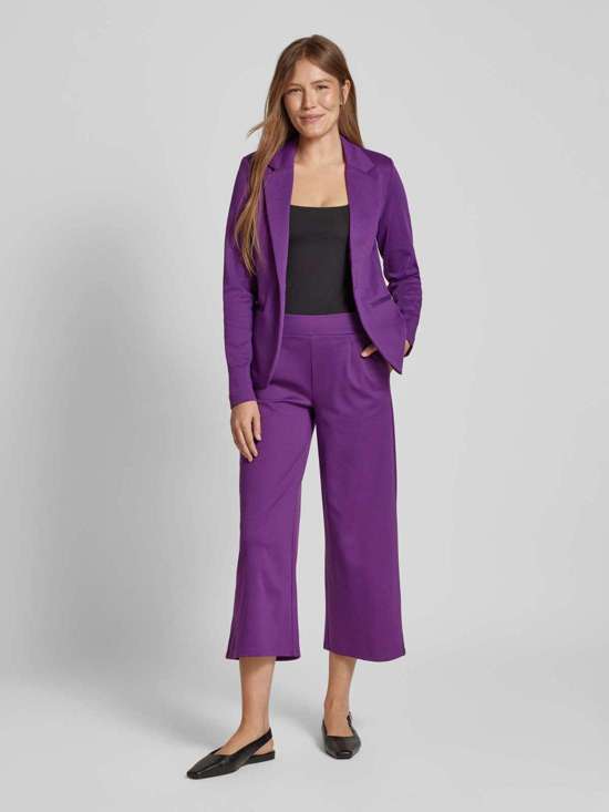 фиолетовый