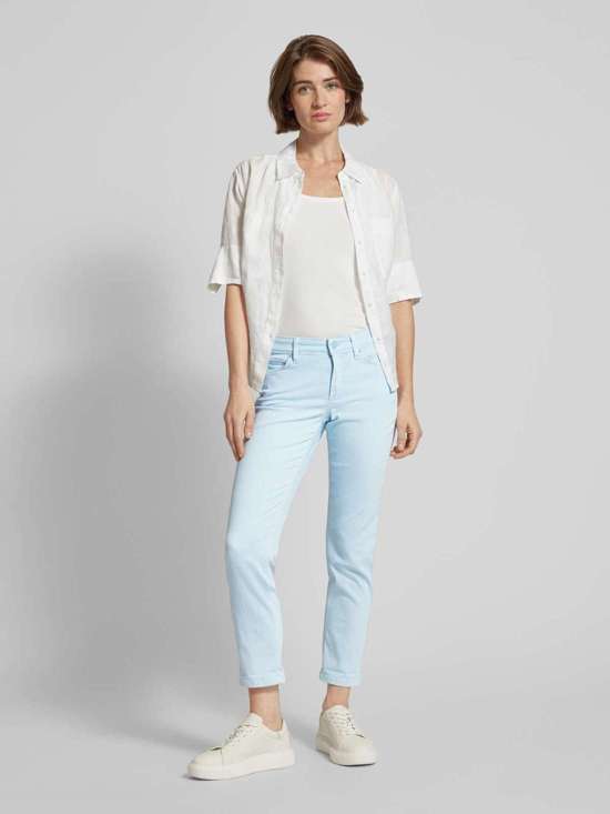 светло-синий