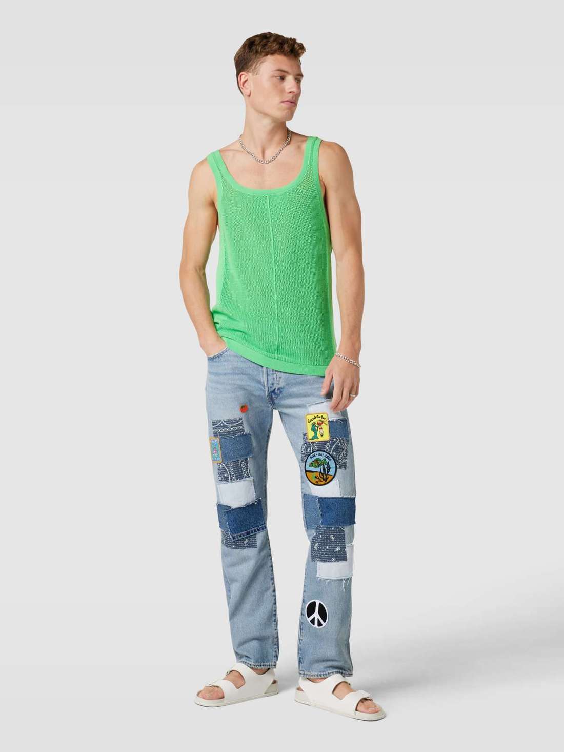 Джинсы с заплатками SURF