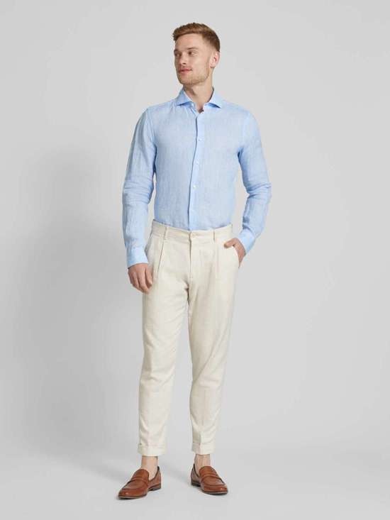 светло-синий