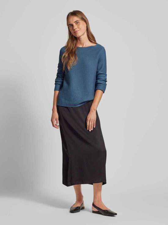 серо-голубой