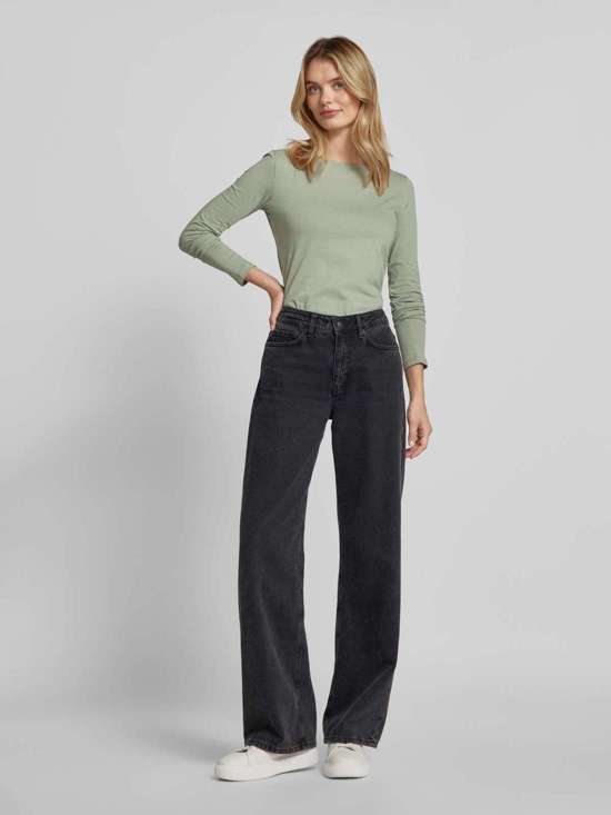 светло-зеленый