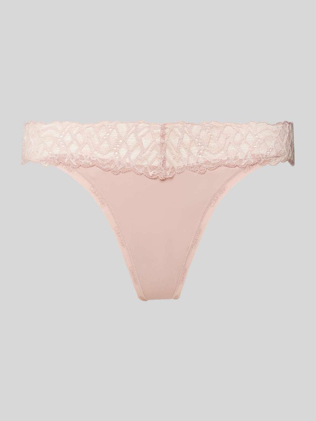 Стринги с кружевной отделкой THONG