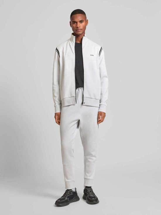 светло-серый