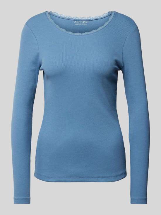 серо-голубой