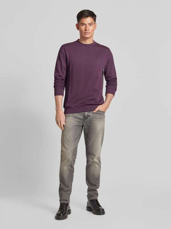 фиолетовый