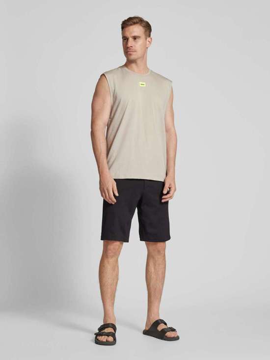 серый стальной