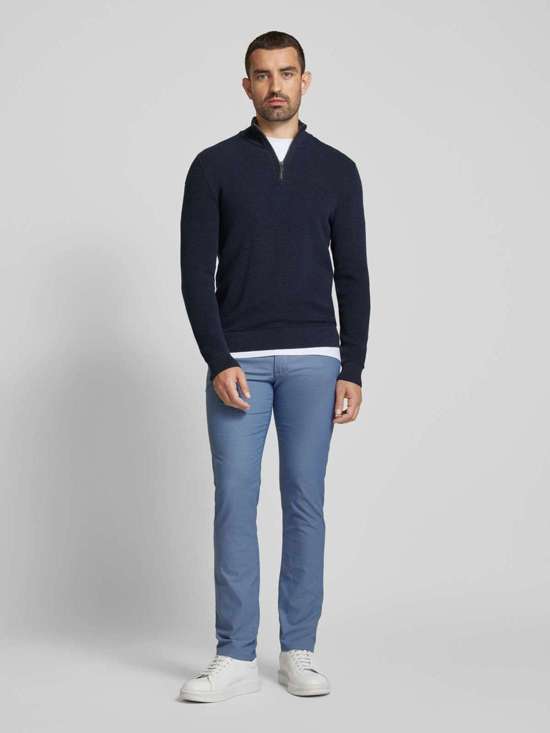 светло-синий