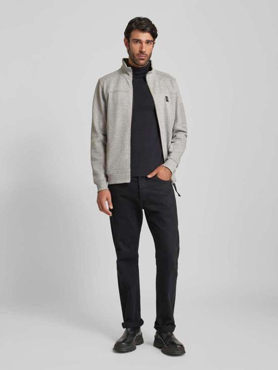 светло-серый