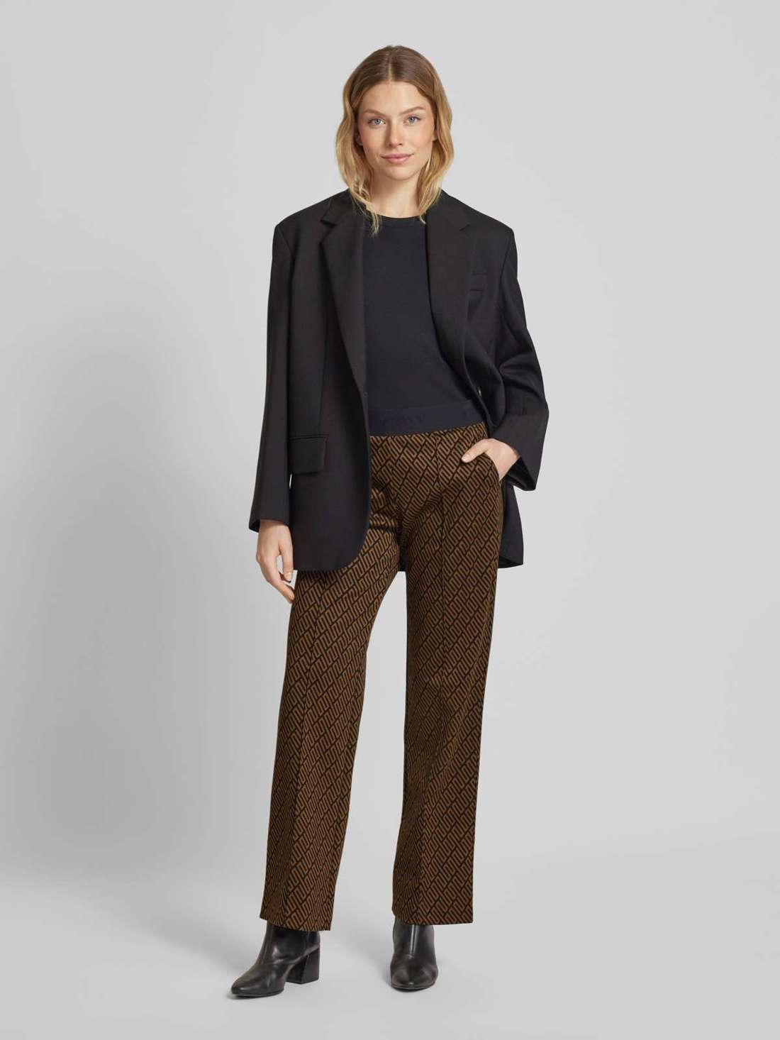 Брюки с эластичным поясом