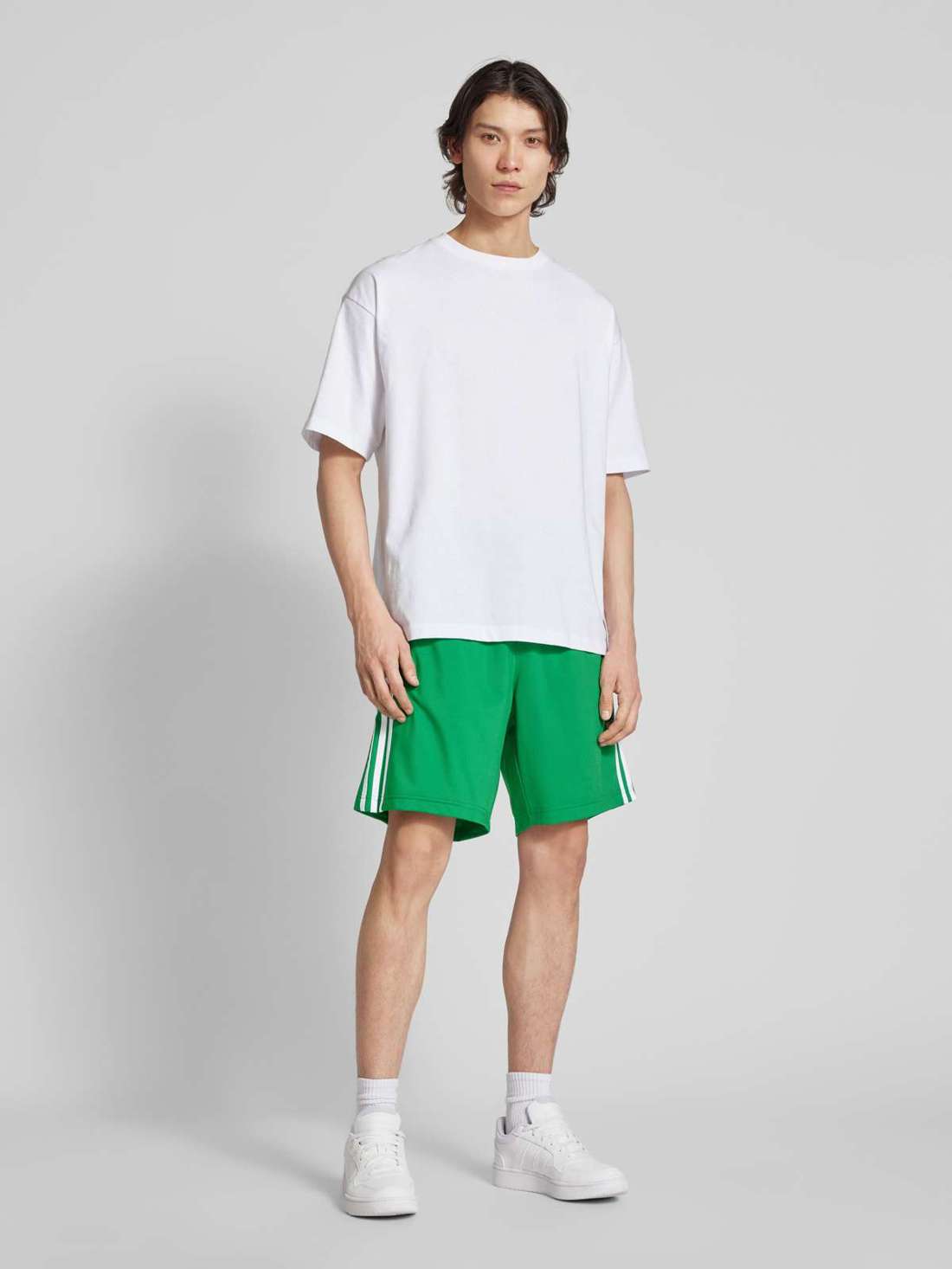 Шорты стандартного кроя с пришитыми лейблами FBIRD