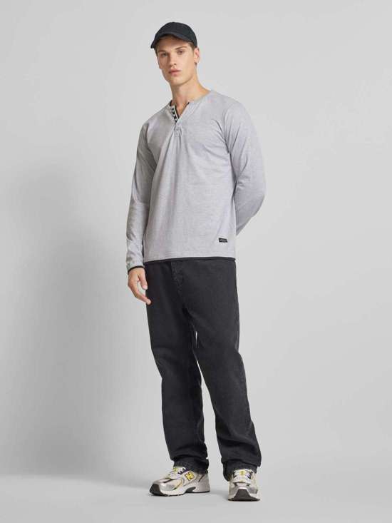 светло-серый меланжевый