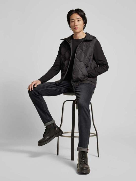 Джинсы приталенного кроя с пятью карманами Sjöbo