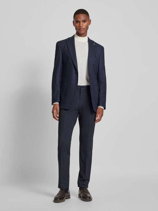 темно-синий