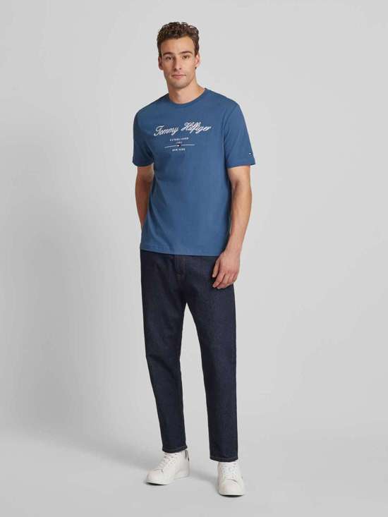 серо-голубой