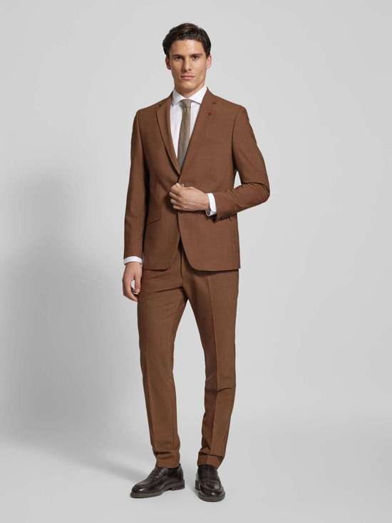 светло-коричневый