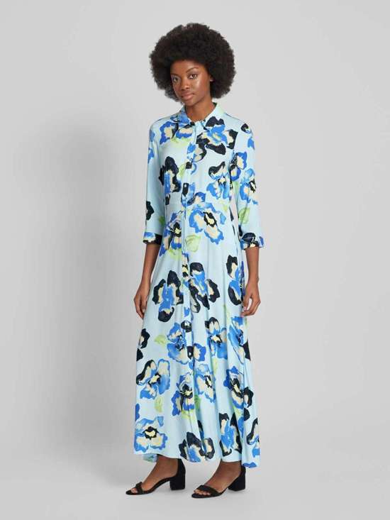 светло-синий