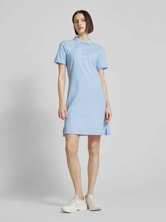 светло-синий