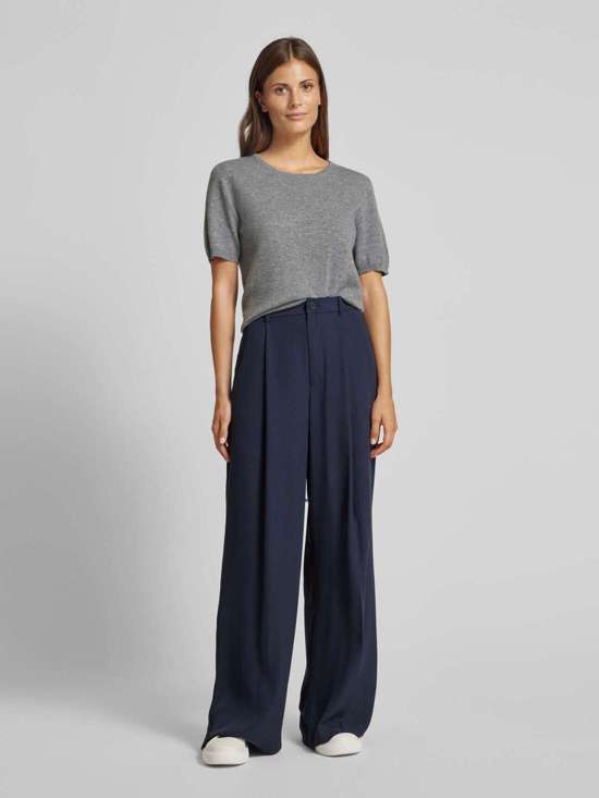 средне-серый