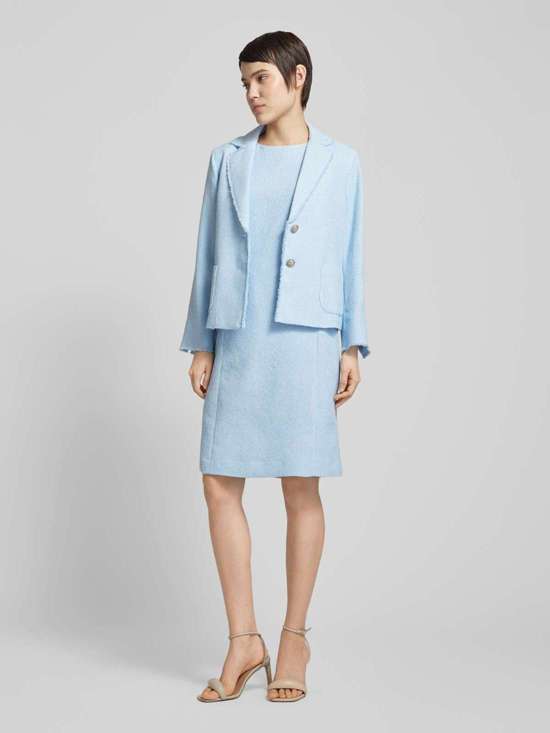 светло-синий