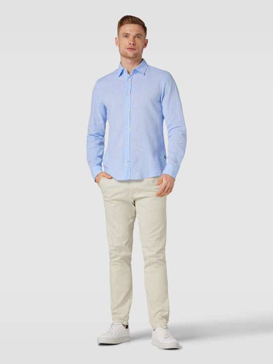 светло-синий